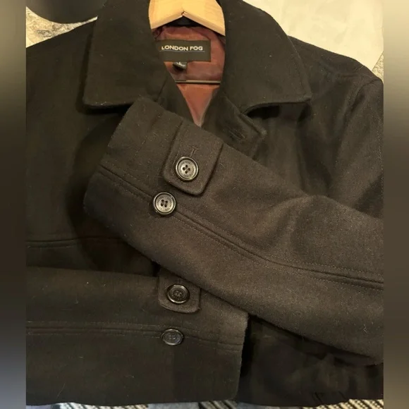 Men’s London Fog 60% Wool Coat. - Picture 7 of 9